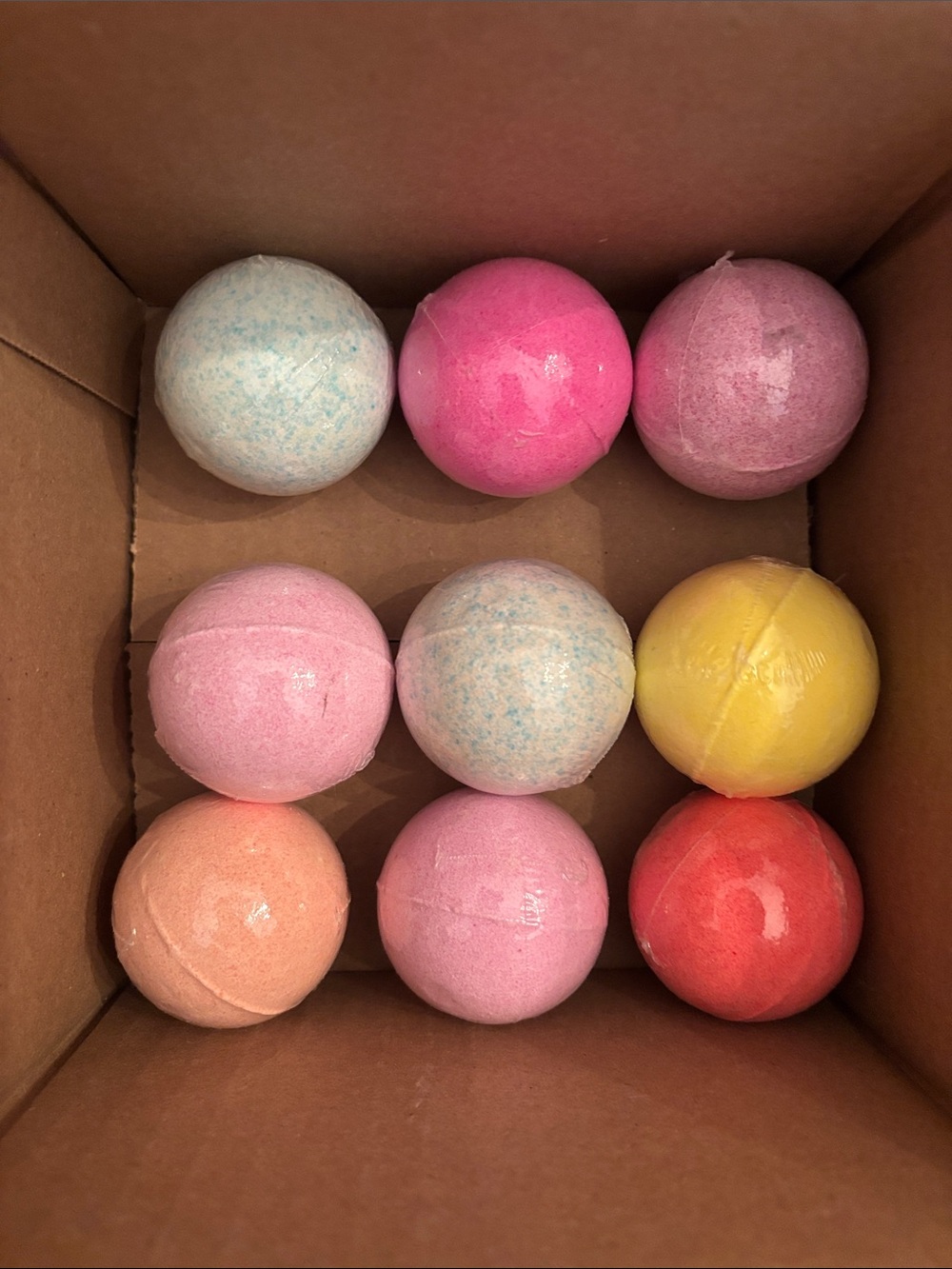 Assorted Bath Bomb Set - Pink, Yellow, Blue, Peach, Red- candy-scented